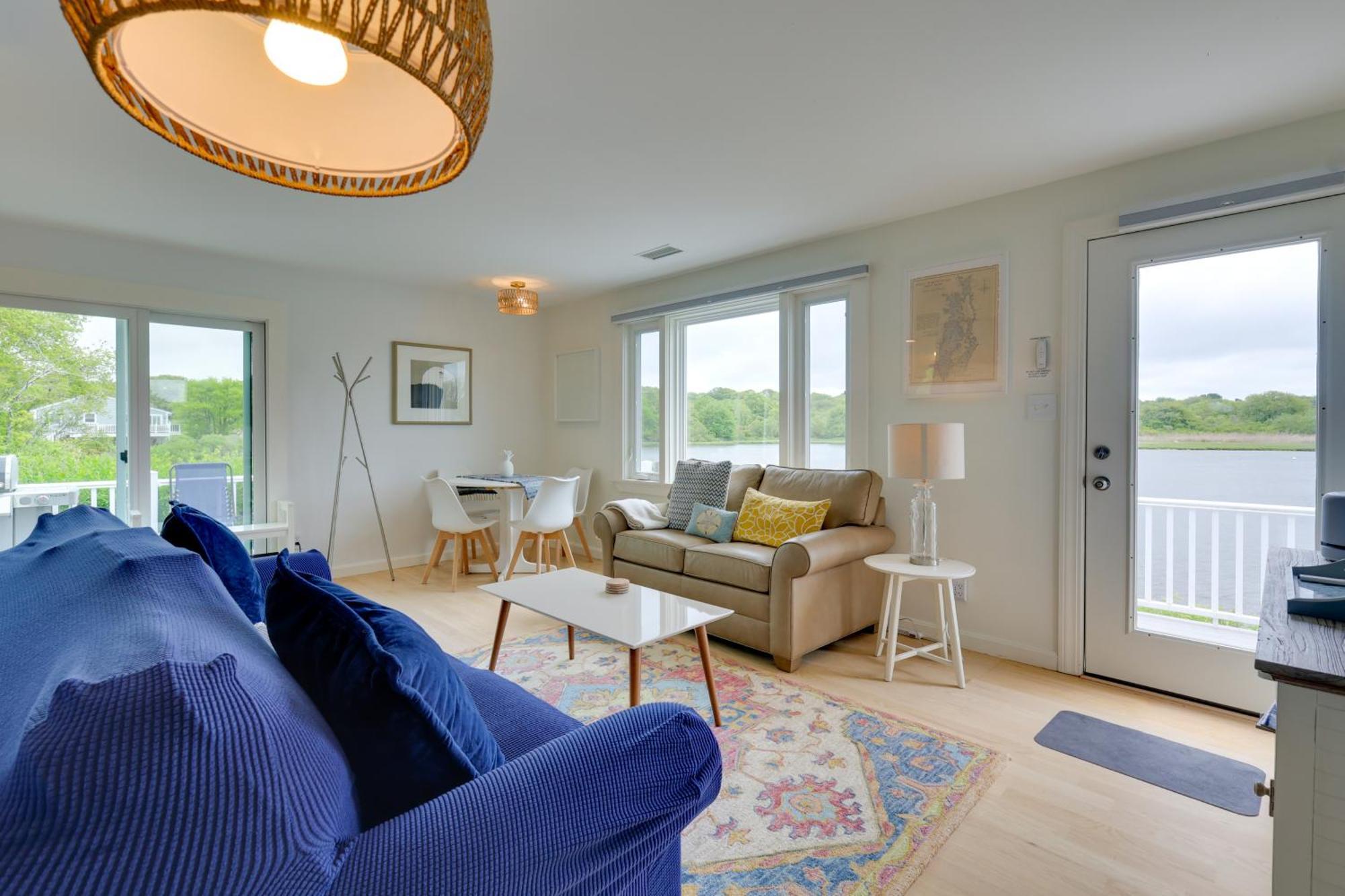 Cozy Narragansett Cottage With Dock And Outdoor Shower Extérieur photo