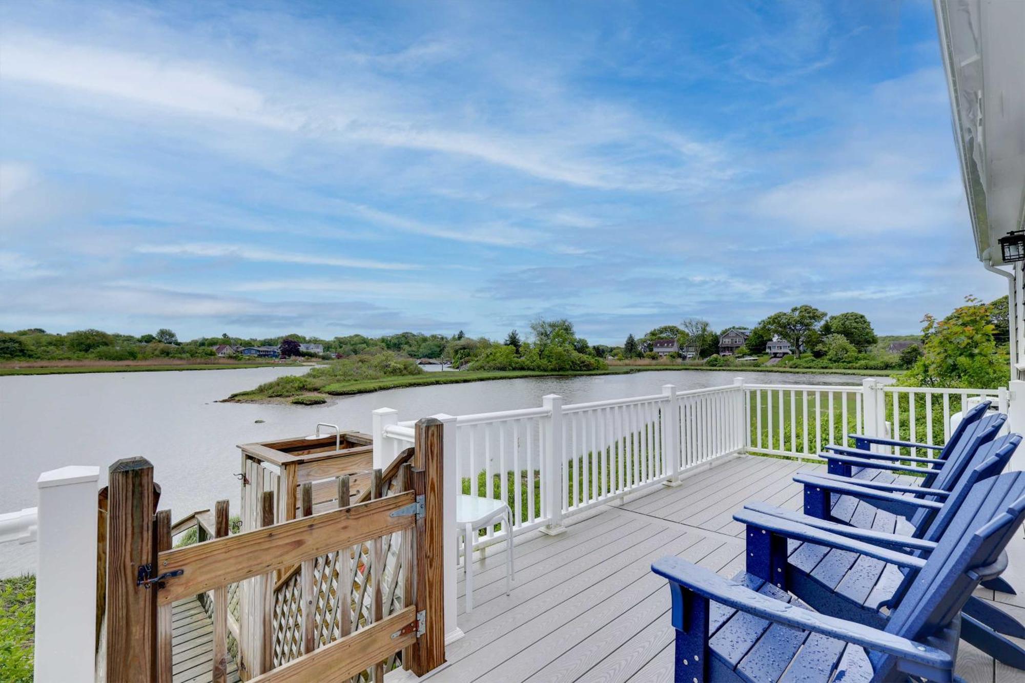 Cozy Narragansett Cottage With Dock And Outdoor Shower Extérieur photo